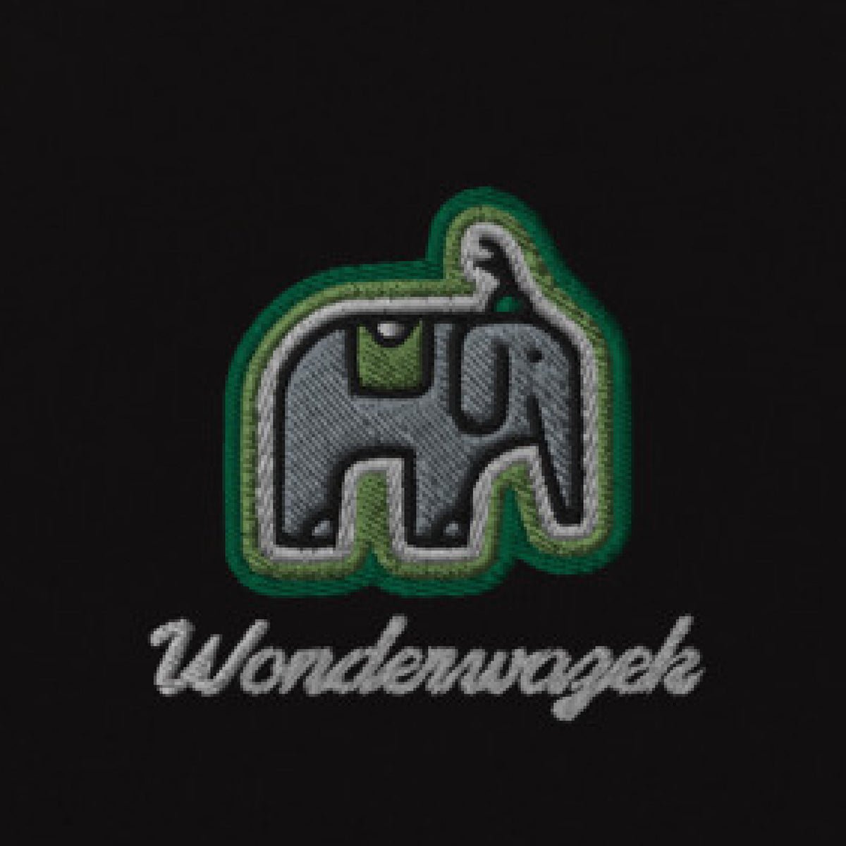 Hoodie • Elefant – bestickt, grün - Wonderwazek