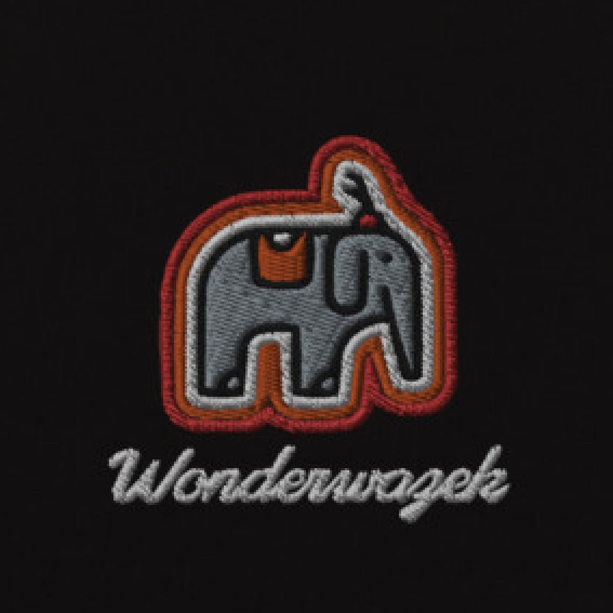 Hoodie • Elefant – bestickt, rot - Wonderwazek