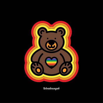 Kissen • Diversität 🌈 Teddy mit Herz – Regenbogen, gelb, orange, rot, schwarz - Wonderwazek