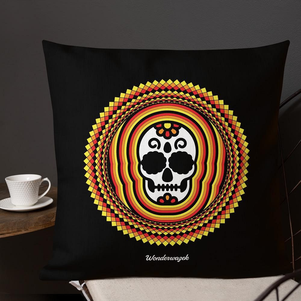 Kissen • Tribal Totenkopf – gelb, orange, rot, schwarz - Wonderwazek